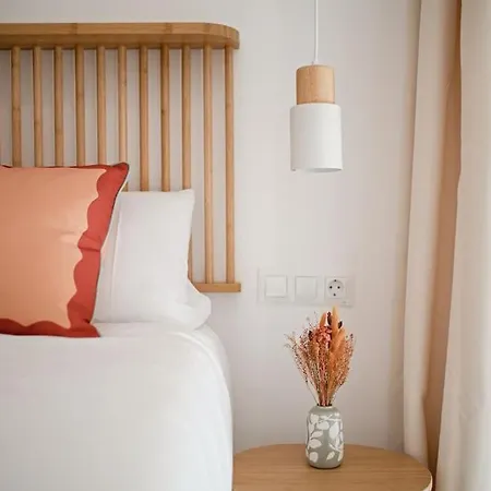 Lofts Plaza Jm Orense B Apartment